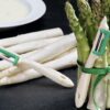 Spargelschäler der beinahe wie ein Spargel aussieht