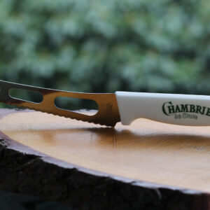 Käsemesser mit weißem Griff und rostfreier Bandstahlklinge